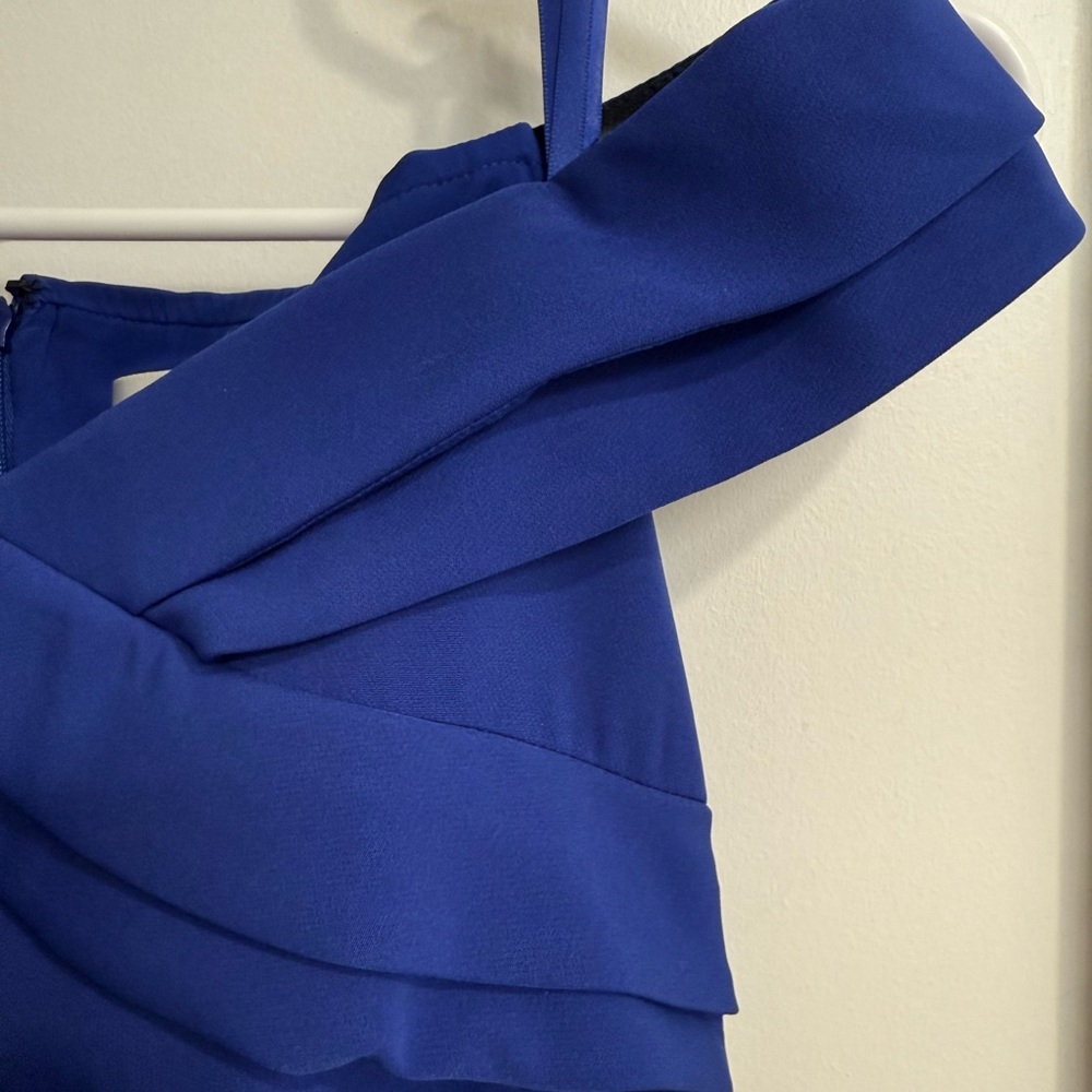 Eliza J NEW WITH TAGS Royal Blue Off-Shoulder Gown - Size 0 - Picture 6 of 8